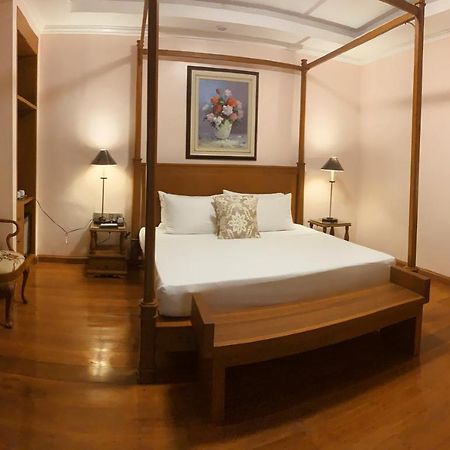 Sarita Bed And Breakfast Laoag Exterior foto