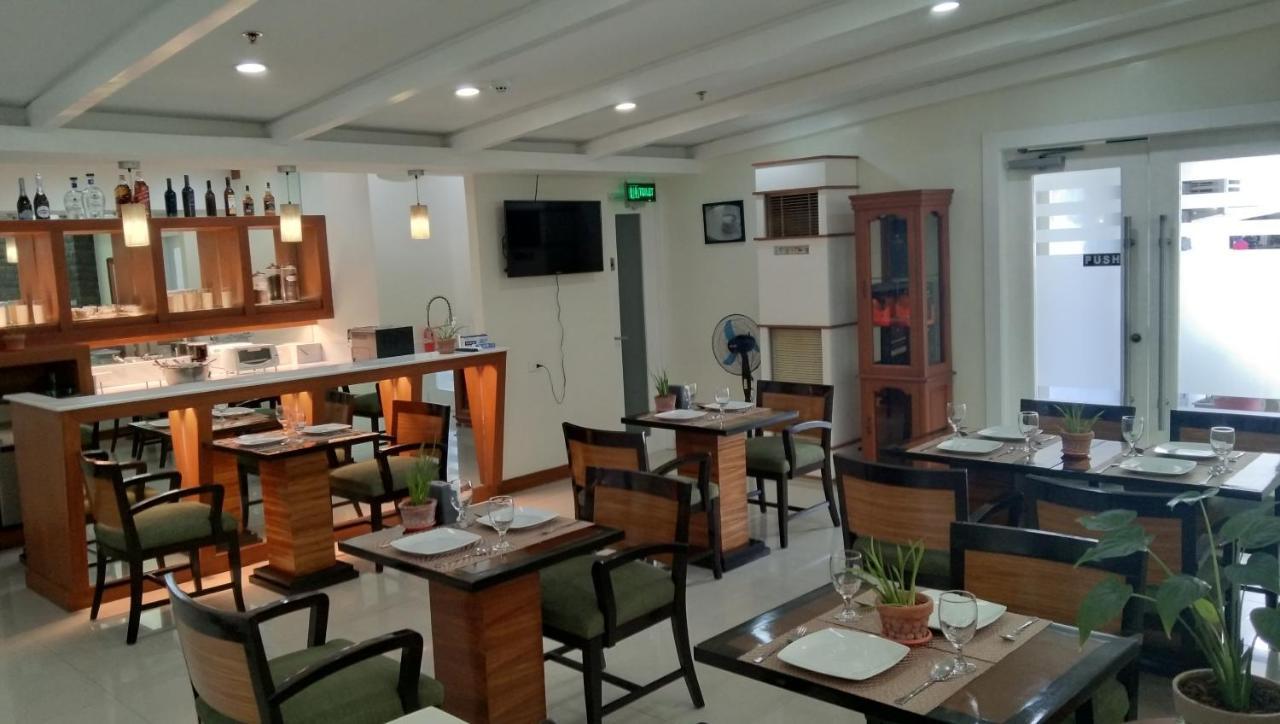 Sarita Bed And Breakfast Laoag Exterior foto
