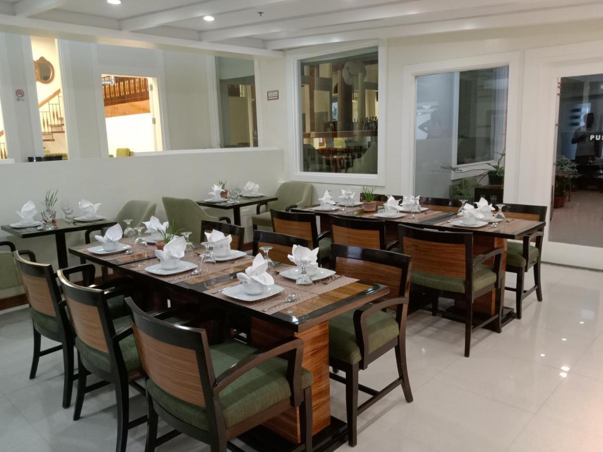 Sarita Bed And Breakfast Laoag Exterior foto