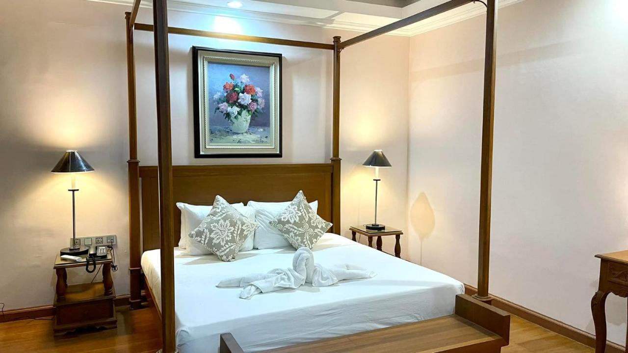Sarita Bed And Breakfast Laoag Exterior foto